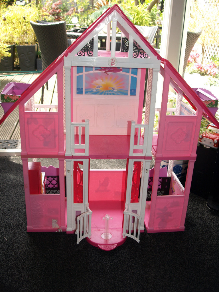 barbie dream house gumtree